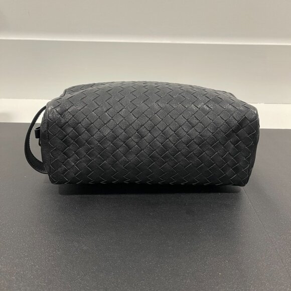 Bottega Veneta Unisex Dopp Kit/Weekend Bag Black (133130) - Picture 4 of 11